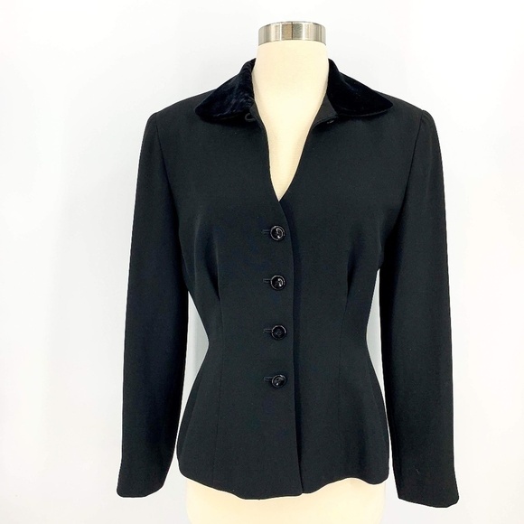Tahari Jackets & Blazers - Tahari Black Blazer w/ Black Velvet Collar